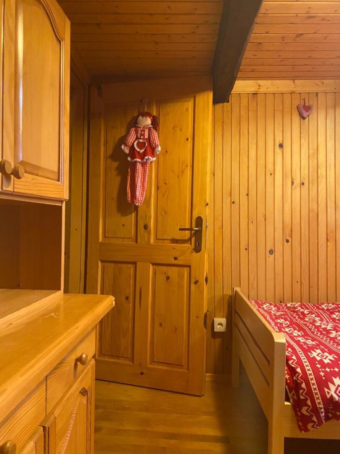 Forest Chalet Zalesina Bagian luar foto